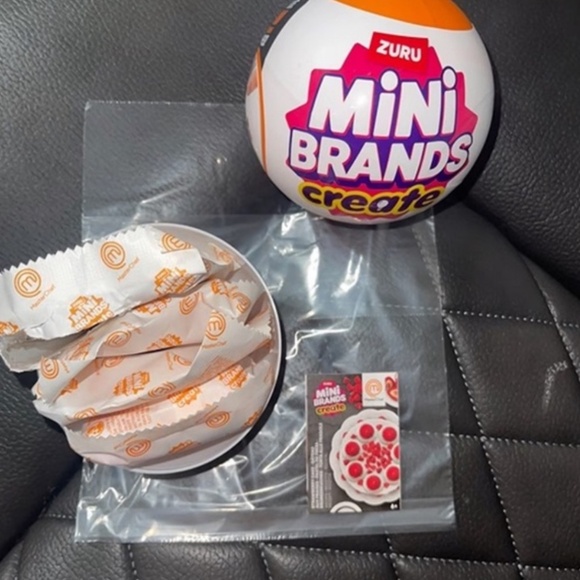 Mini Brands Create Master Chef Bundle (2) + Cherry Chocolate Cake Display - Picture 4 of 7